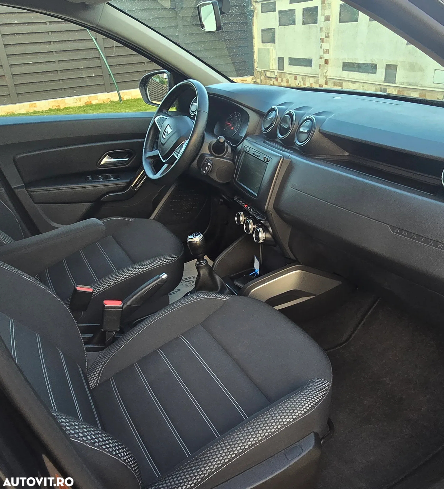 Dacia Duster TCe 150 GPF Prestige - 17