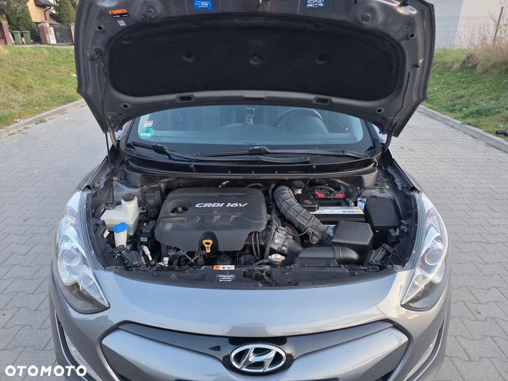 Hyundai i30 1.4 CRDi Comfort - 11