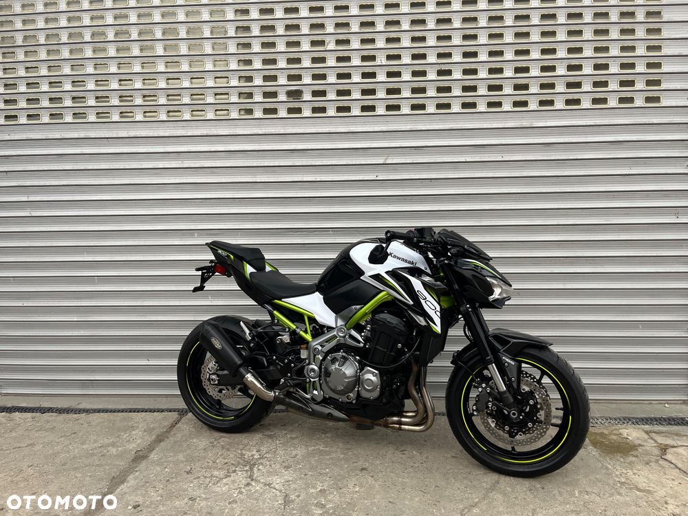 Kawasaki Z 900 - 21