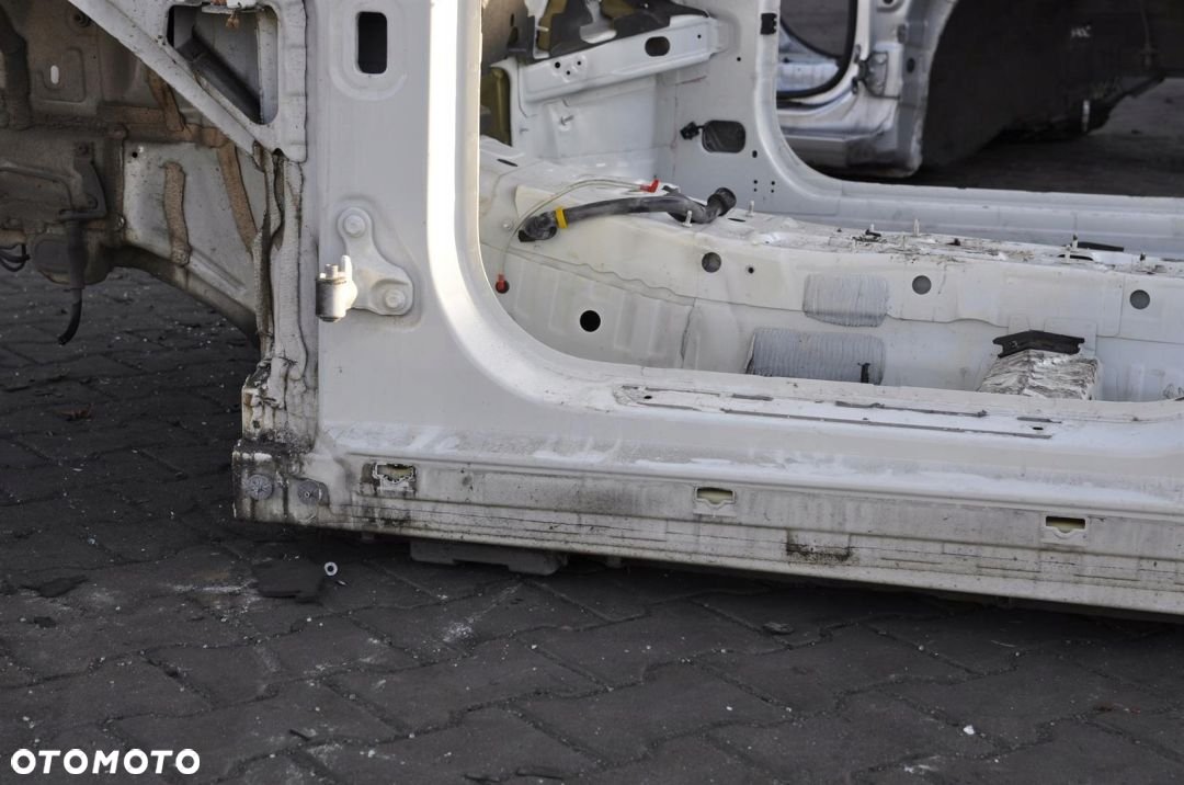 MERCEDES A W176 SŁUPEK B PRÓG LEWY KRÓTKI - 6