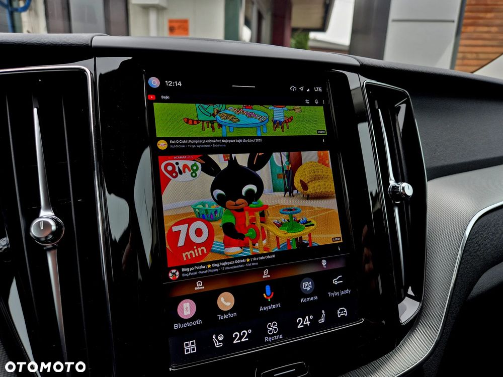 Volvo XC 60 B4 B Plus Dark - 19