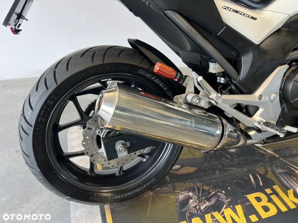 Honda NC - 28