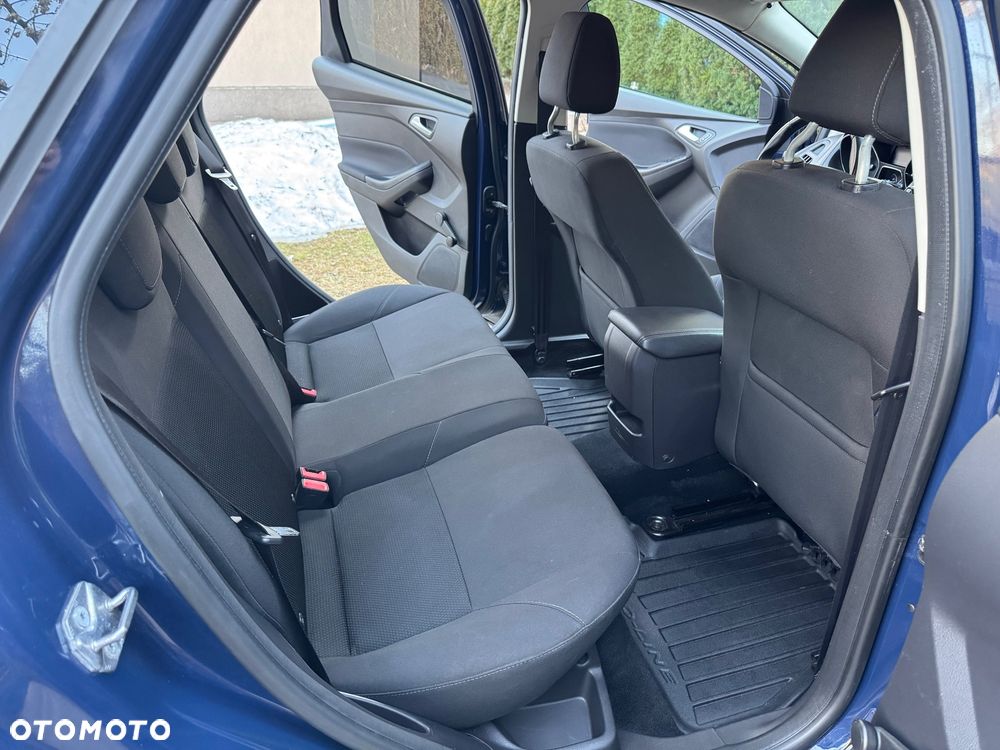 Ford Focus - 13