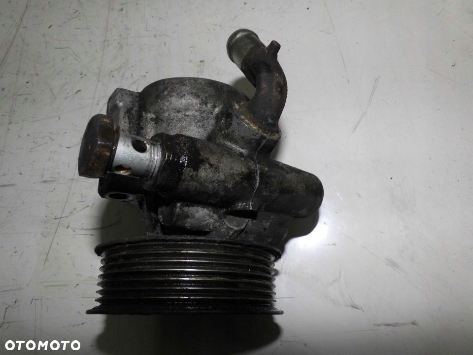 Iveco Daily 2,3 HPI 06- r. pompa wspomagania - 1