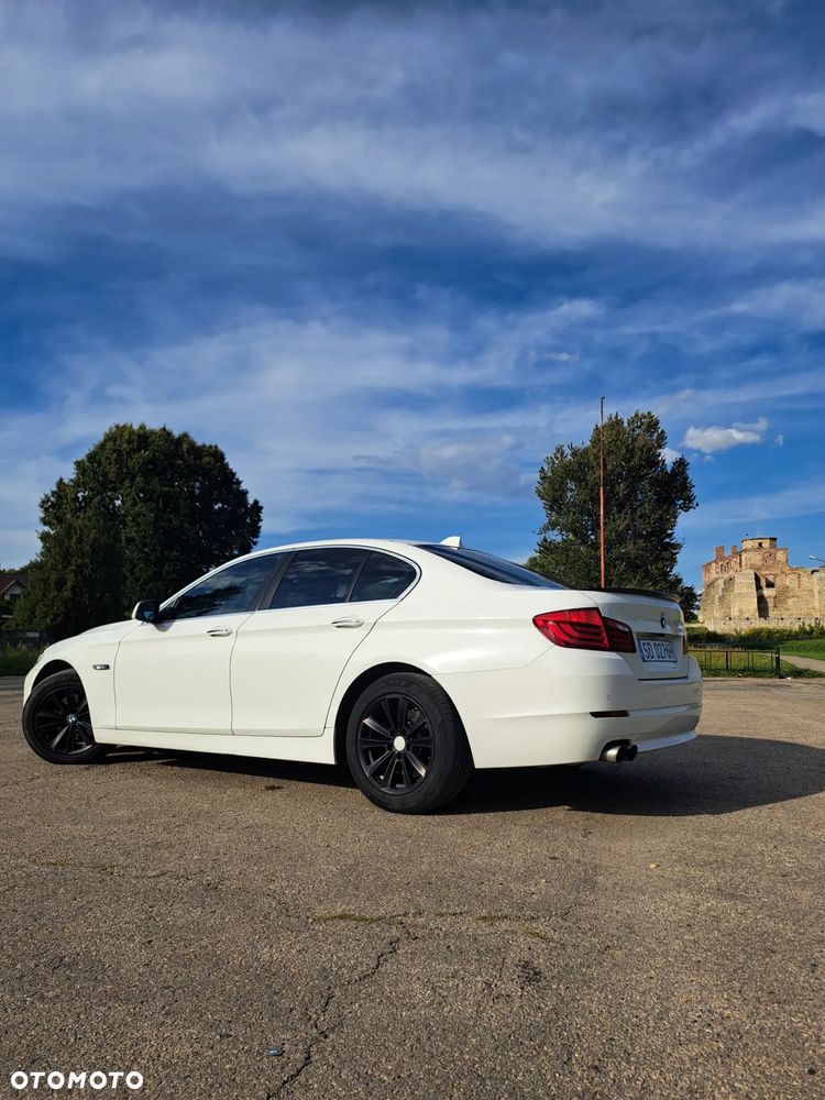BMW Seria 5 2012 photo 3