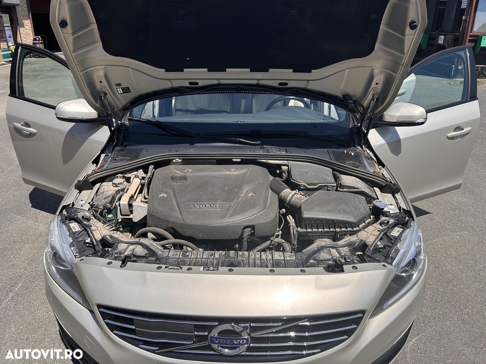 Volvo S60 D3 Momentum - 7