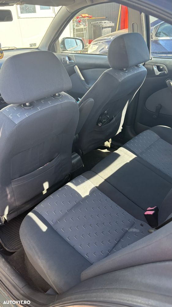 Skoda Octavia Tour 1.9TDI - 6