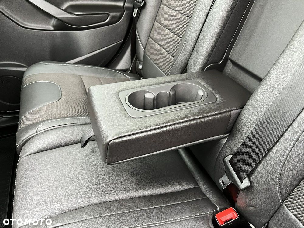 Ford Kuga - 39