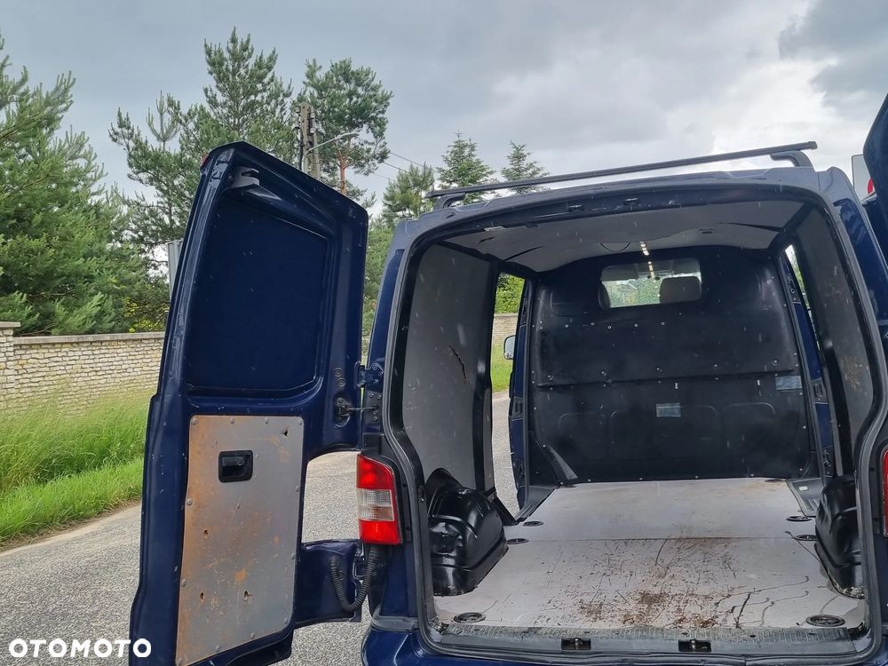 Volkswagen Transporter T5 - 17