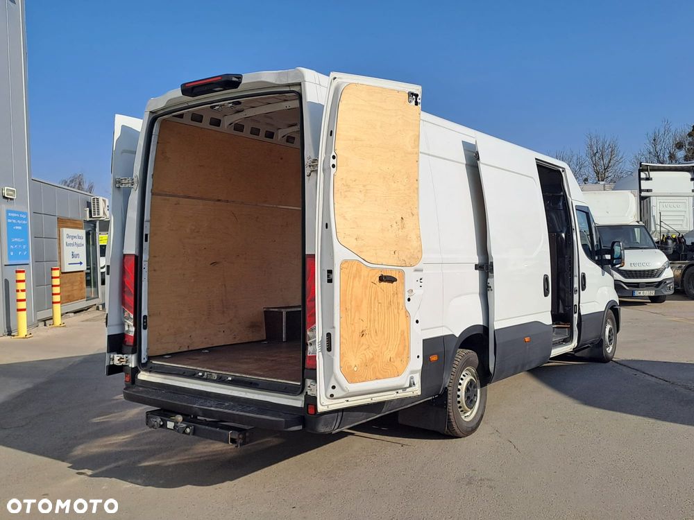 Iveco Daily 35S18 | L4H2 | Silnik 3.0 | Automat | Hak | FULL LED | Kamera cofania | - 9