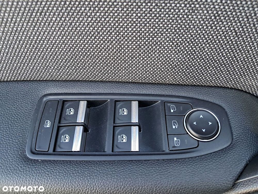 Renault Captur 1.0 TCe Techno - 23