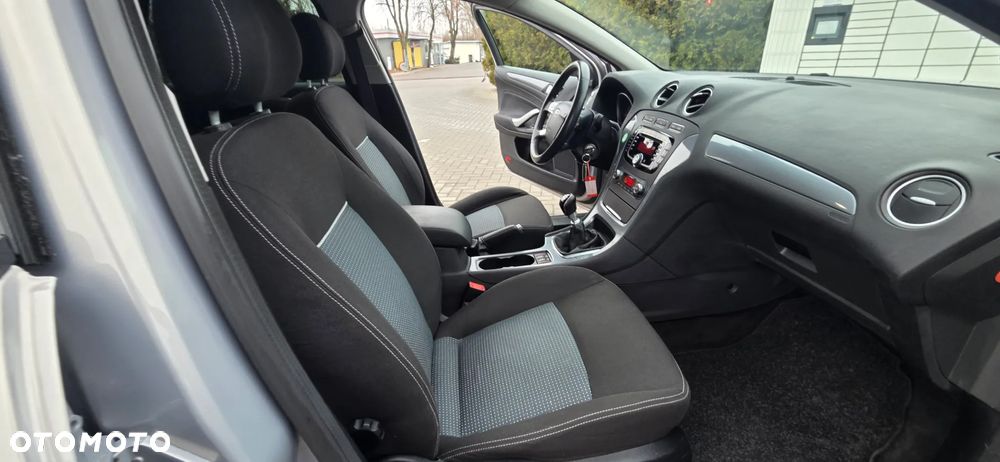 Ford Mondeo 1.6 EcoBoost Start-Stopp Titanium S - 32