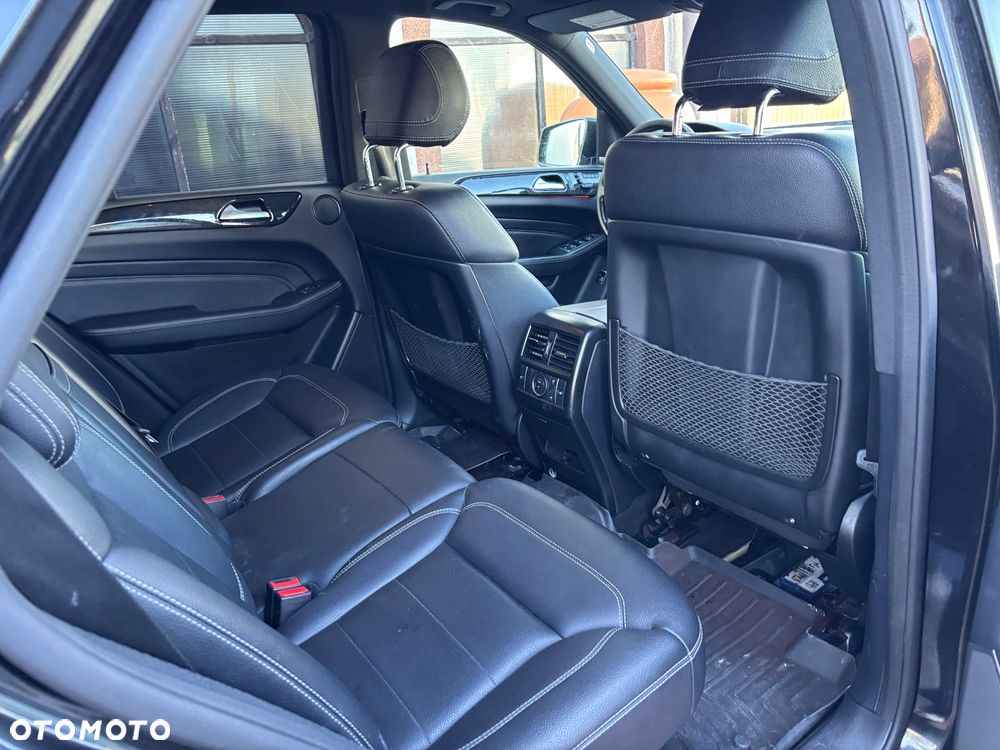 Mercedes-Benz ML - 29
