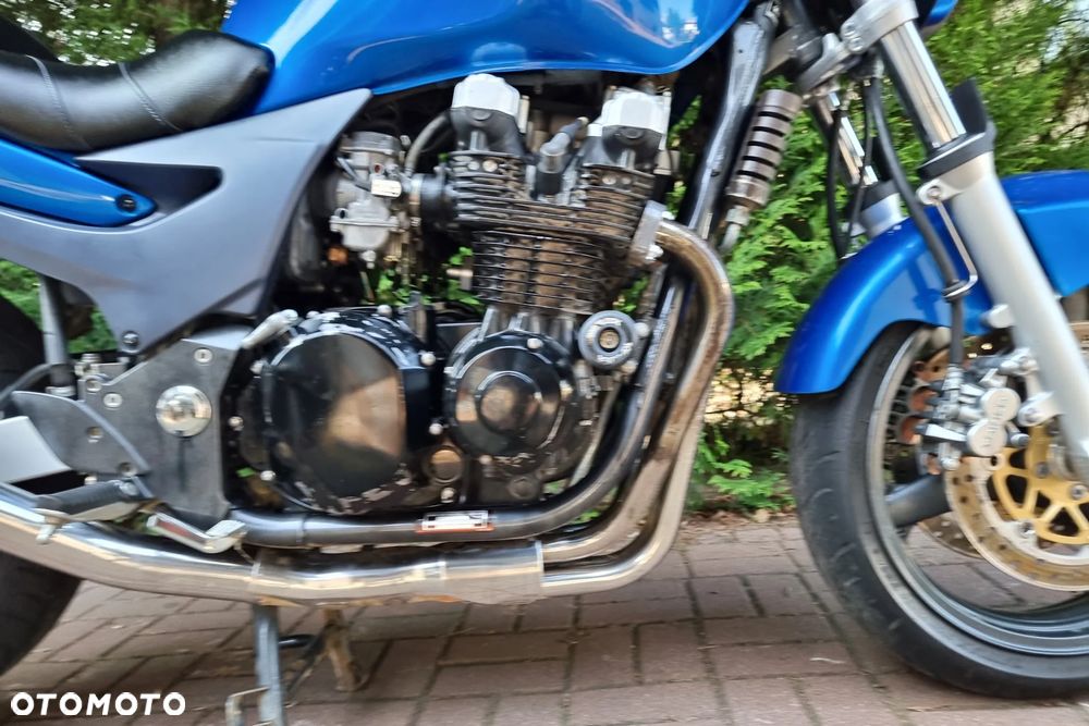 Kawasaki ZR - 6