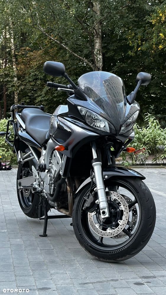 Yamaha FZ6 - 16