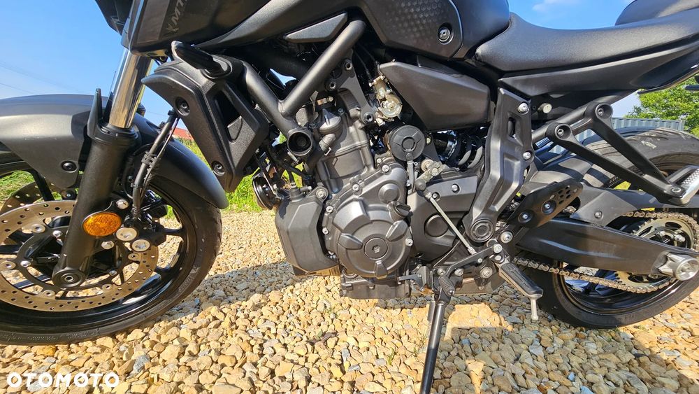 Yamaha MT - 12
