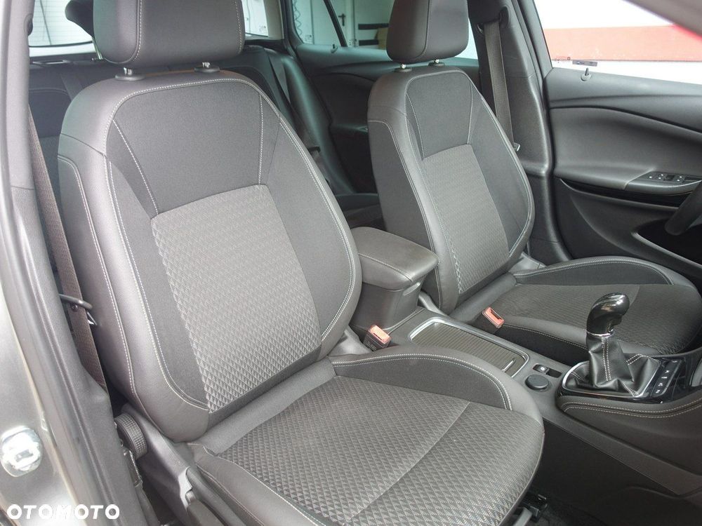 Opel Astra 1.4 Turbo Start/Stop Innovation - 16
