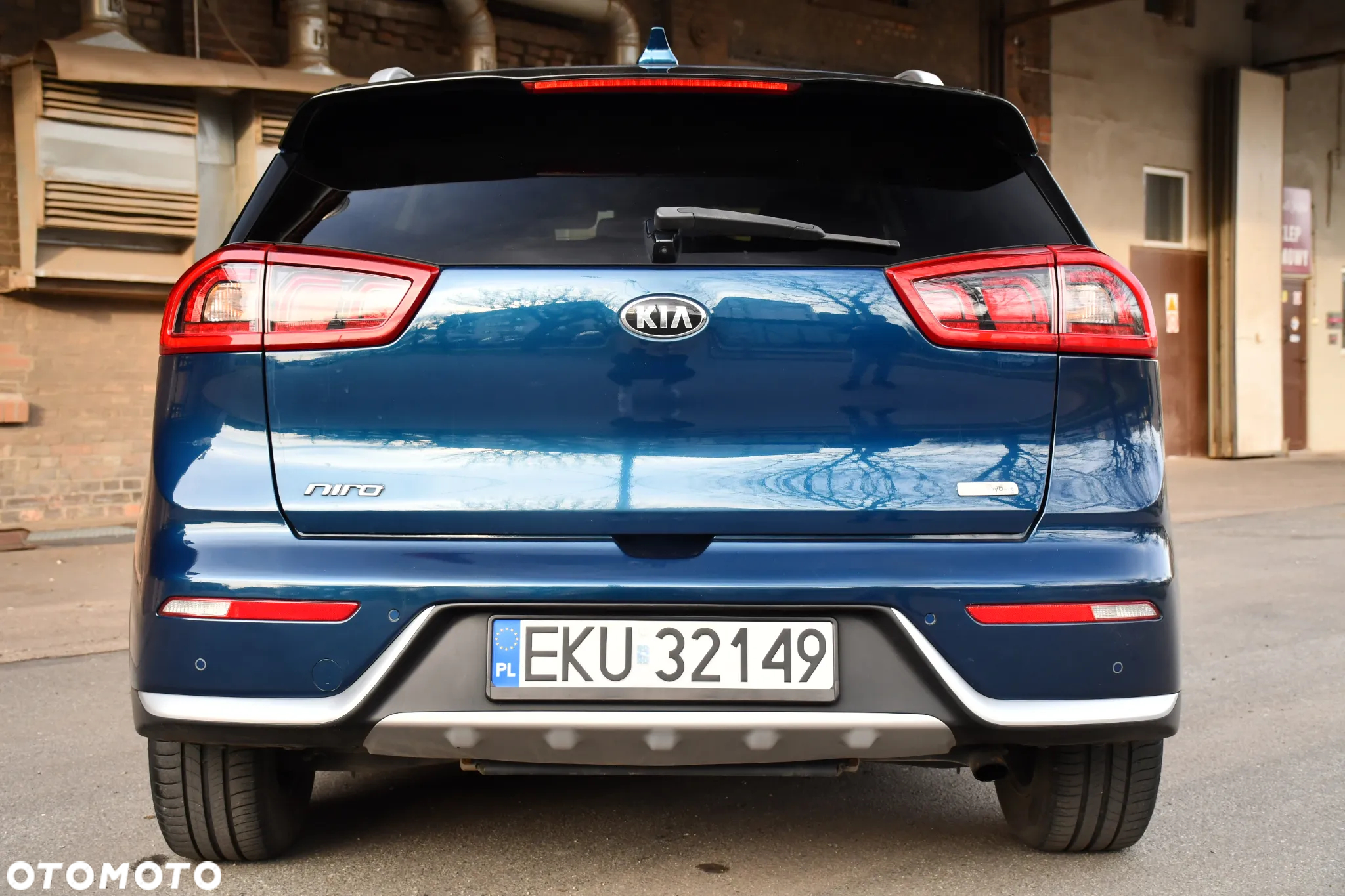 Kia Niro 1.6 GDI Hybrid L - 12