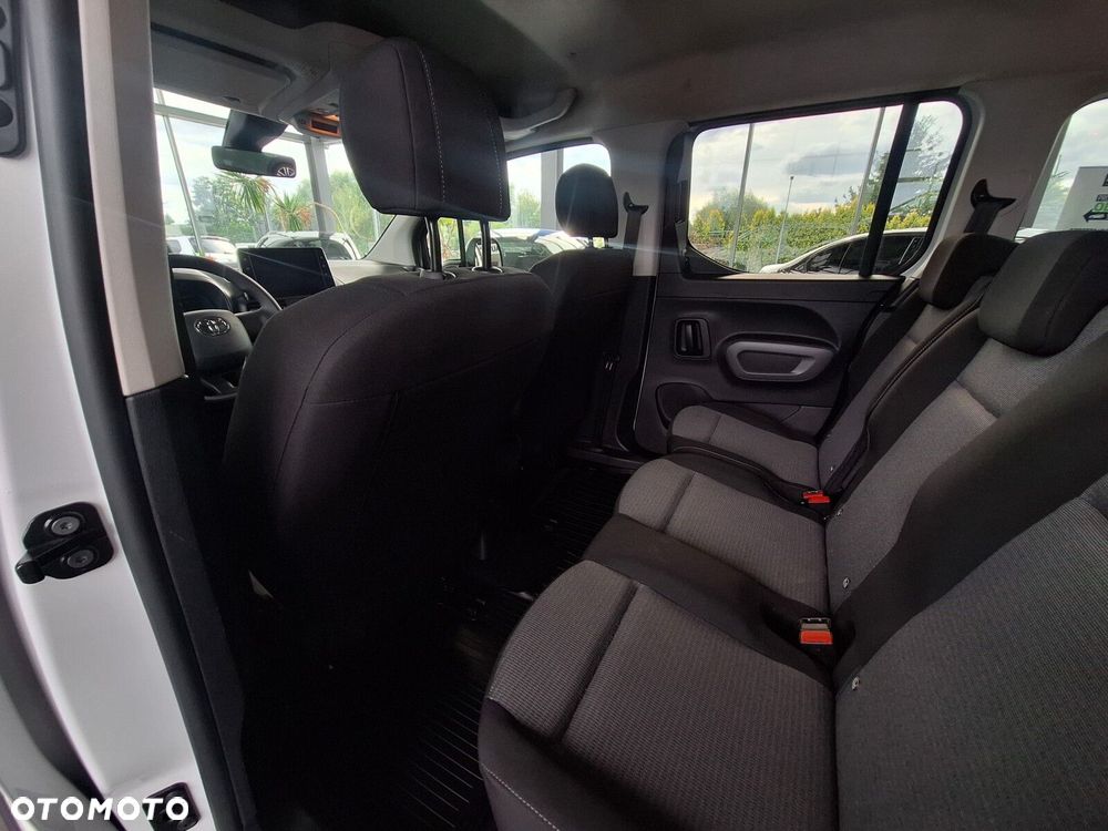 Toyota Proace City Verso 1.2 D-4T Business - 28