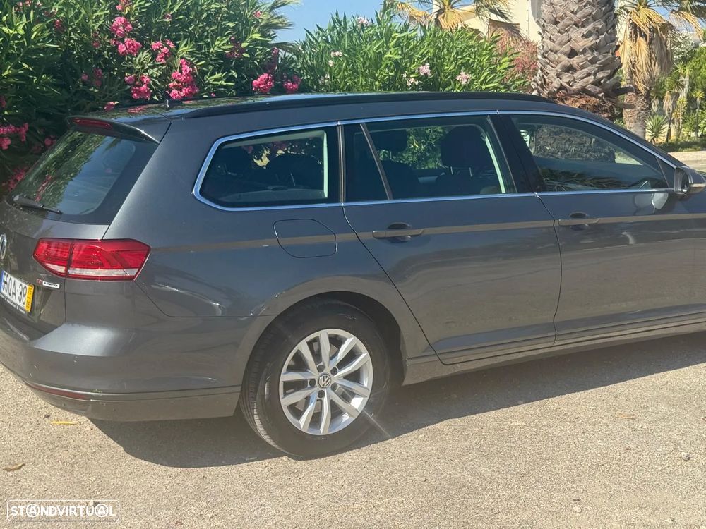 VW Passat Variant 1.6 TDI Confortline - 10