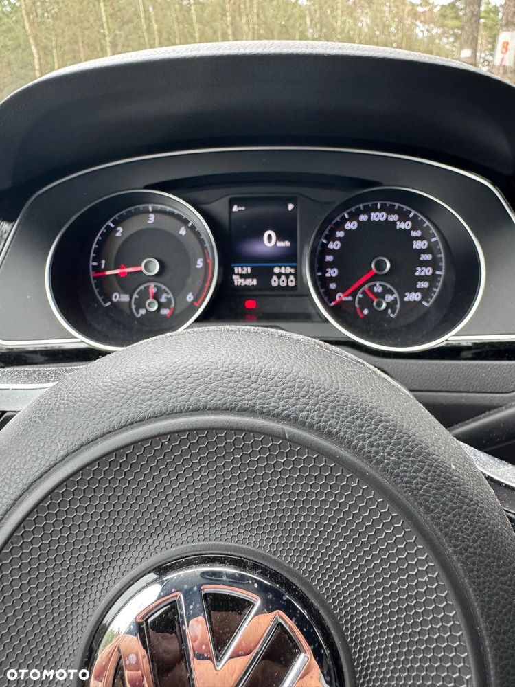 Volkswagen Arteon 2.0 TDI SCR R-Line DSG - 13