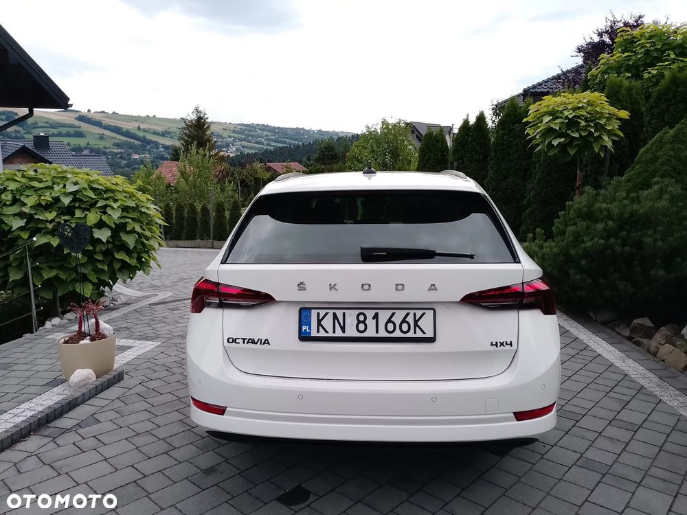 Skoda Octavia 2.0 TDI 4x4 Style DSG - 3