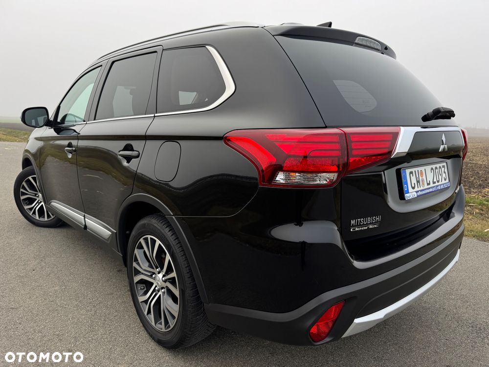 Mitsubishi Outlander 2.0 2WD CVT Diamant Edition+ - 4