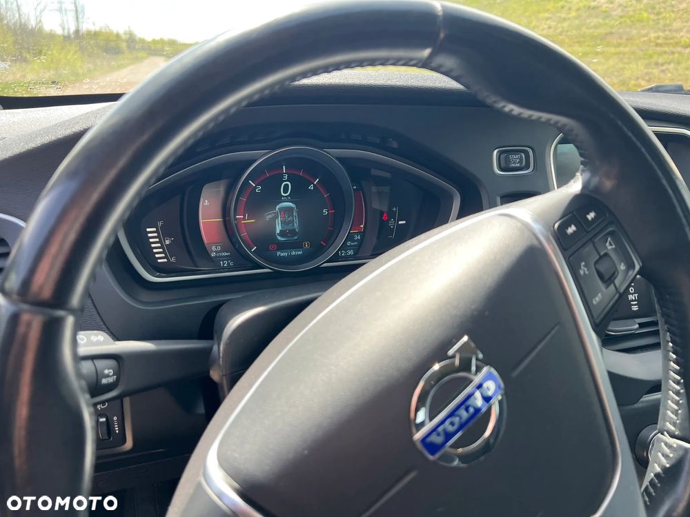 Volvo V40 D2 - 3