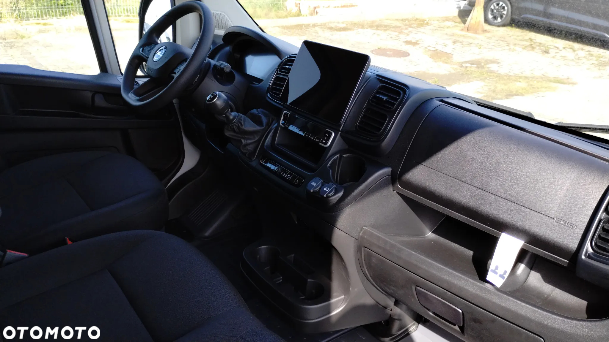 Opel Movano - 28