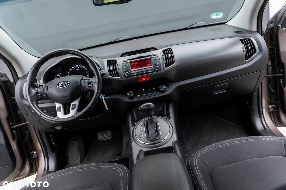 Kia Sportage 2.0 CVVT 4WD Automatik Vision - 35