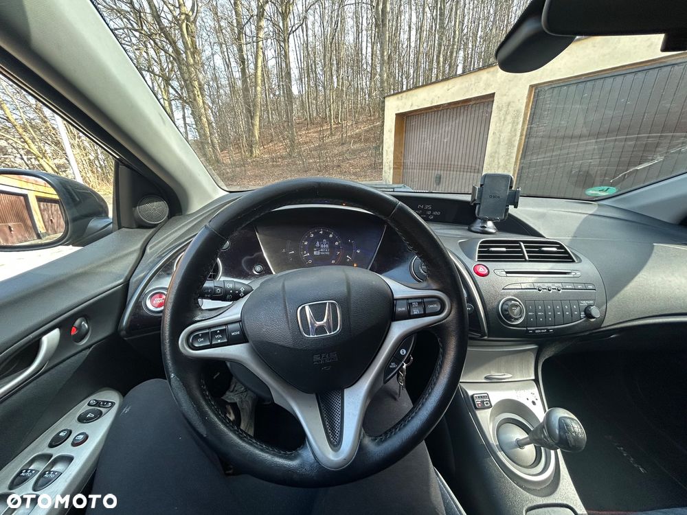 Honda Civic 1.8 Executive - 5