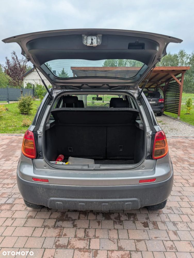 Fiat Sedici 1.6 16V 4x2 Emotion - 5