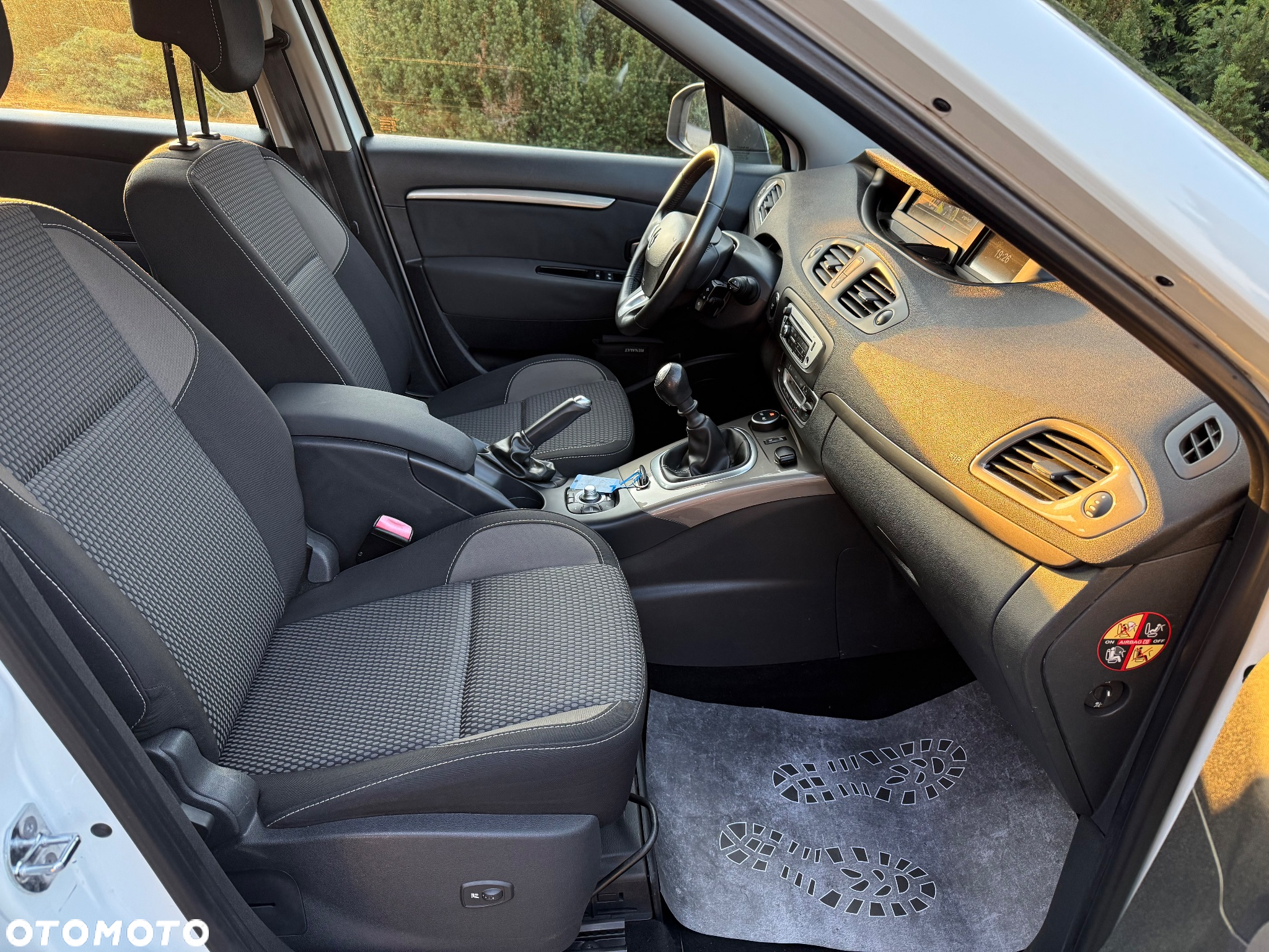 Renault Scenic Xmod 1.5 dCi Bose - 12