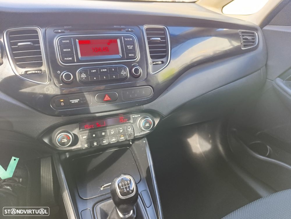 Kia Carens 1.7 CRDi ISG TX - 15