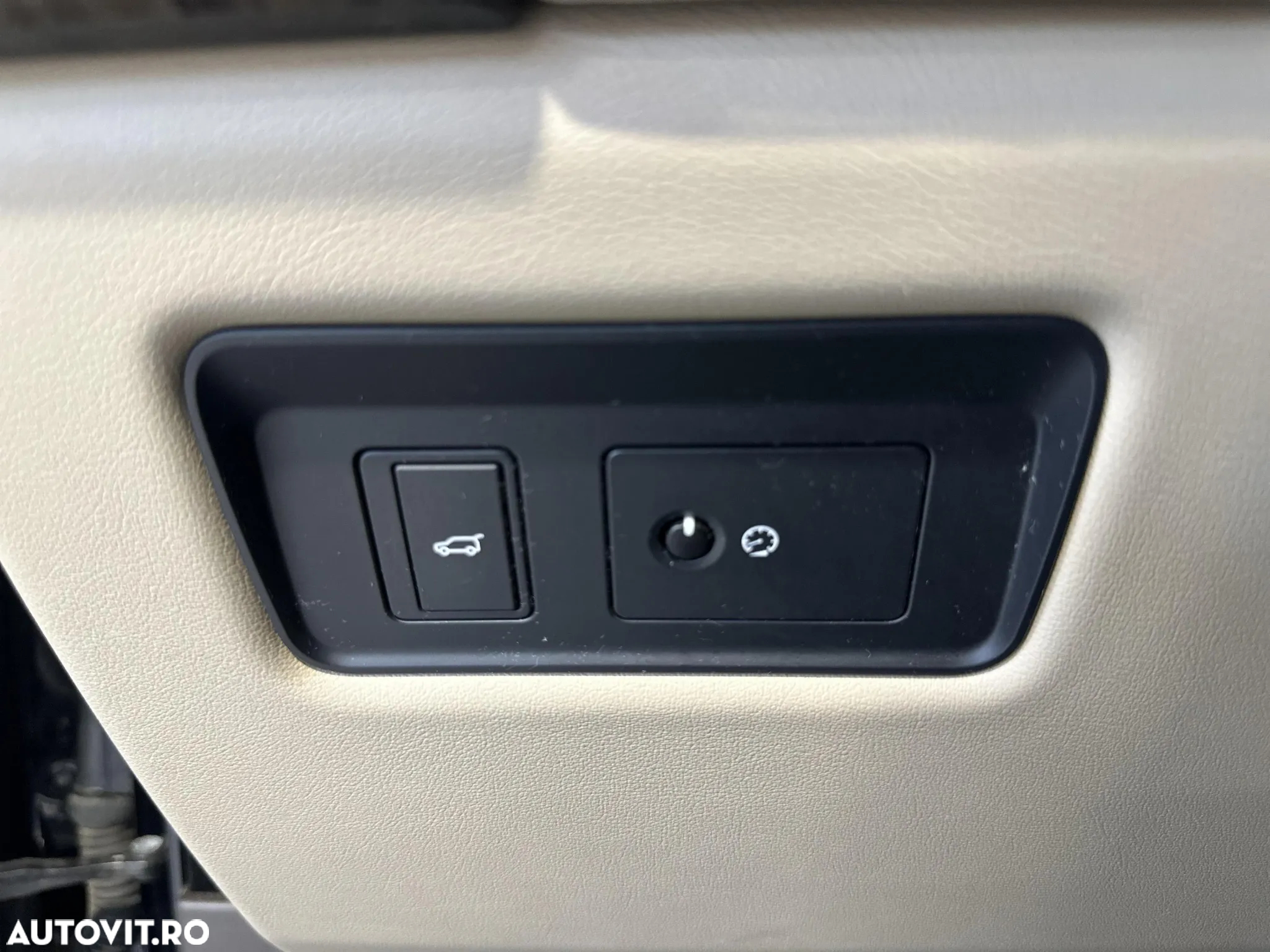 Land Rover Range Rover - 14