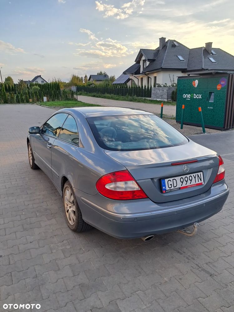 Mercedes-Benz CLK - 3