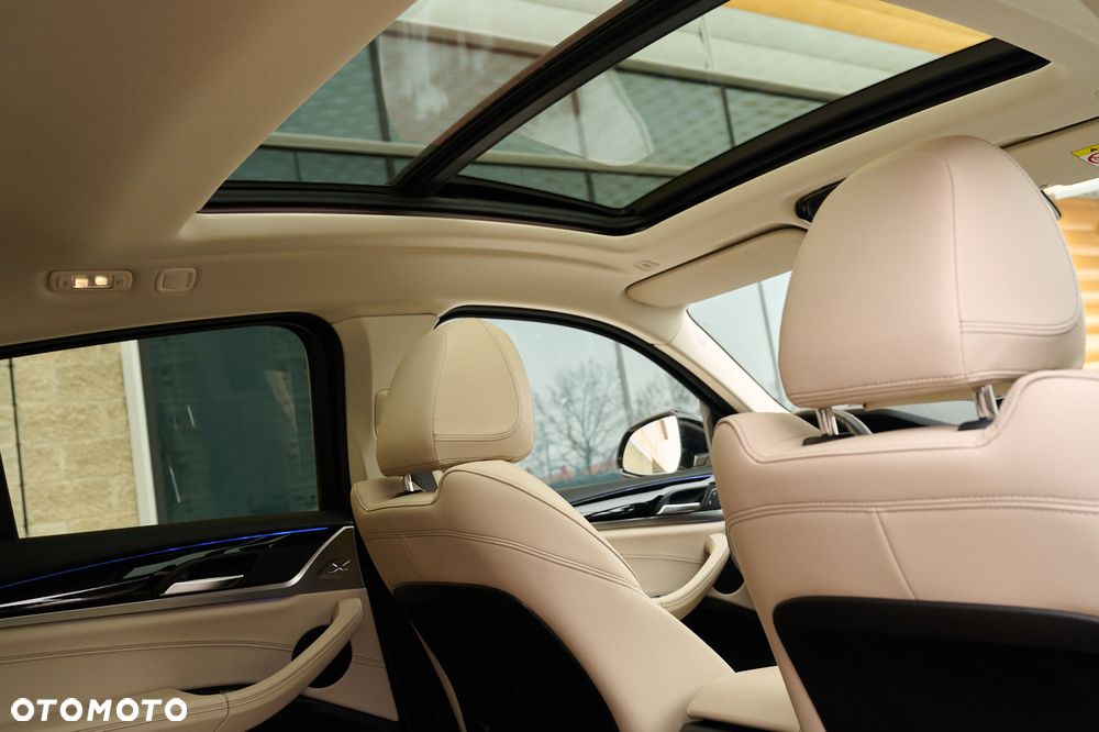 BMW X4 xDrive20i xLine sport - 27