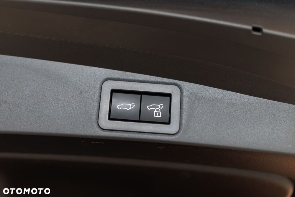 Toyota Corolla 1.8 Hybrid Style - 24
