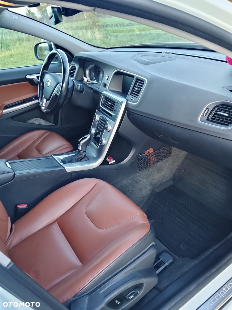 Volvo S60 - 11