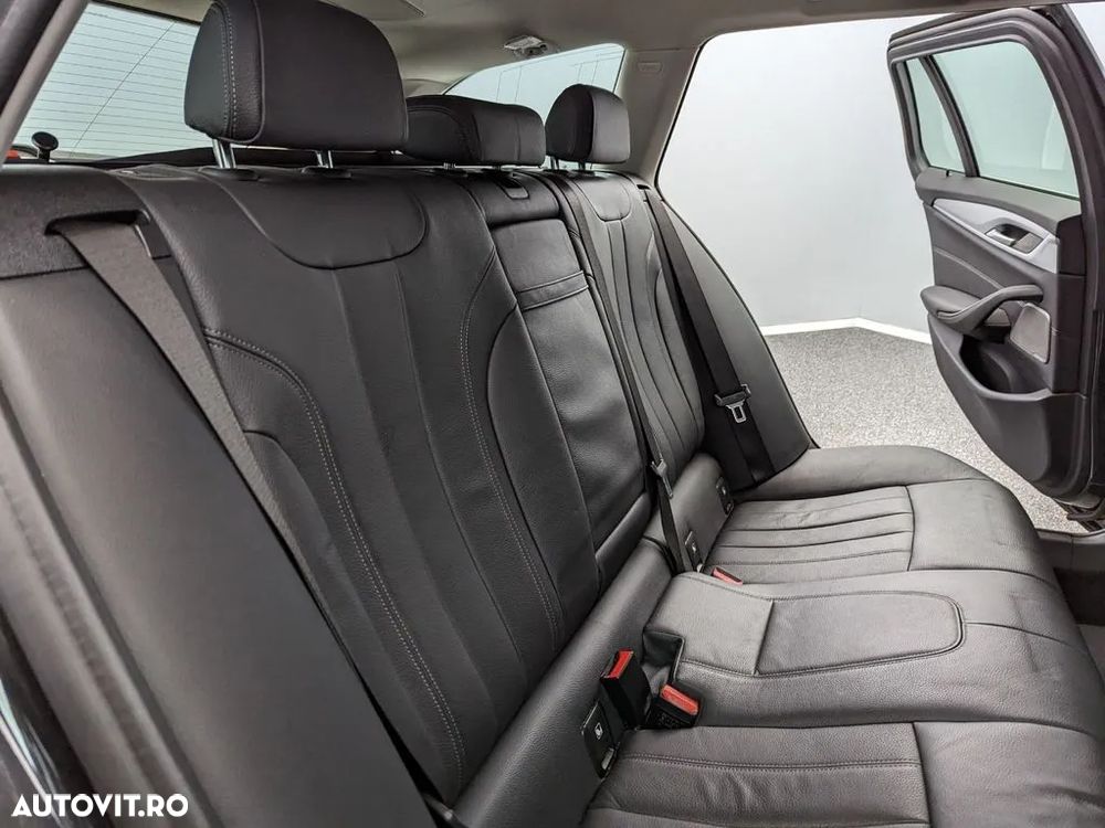 BMW Seria 5 530i AT - 15