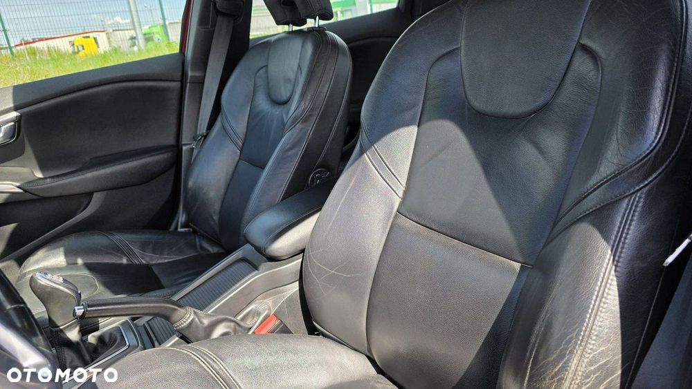 Volvo V40 - 19