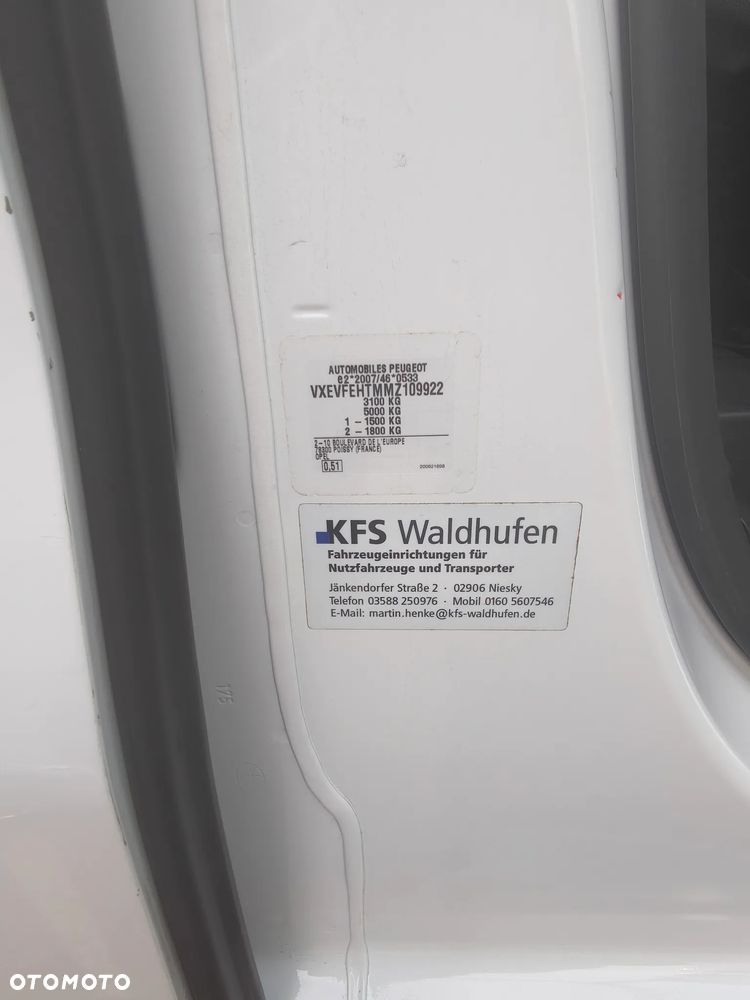 Opel Vivaro - 10