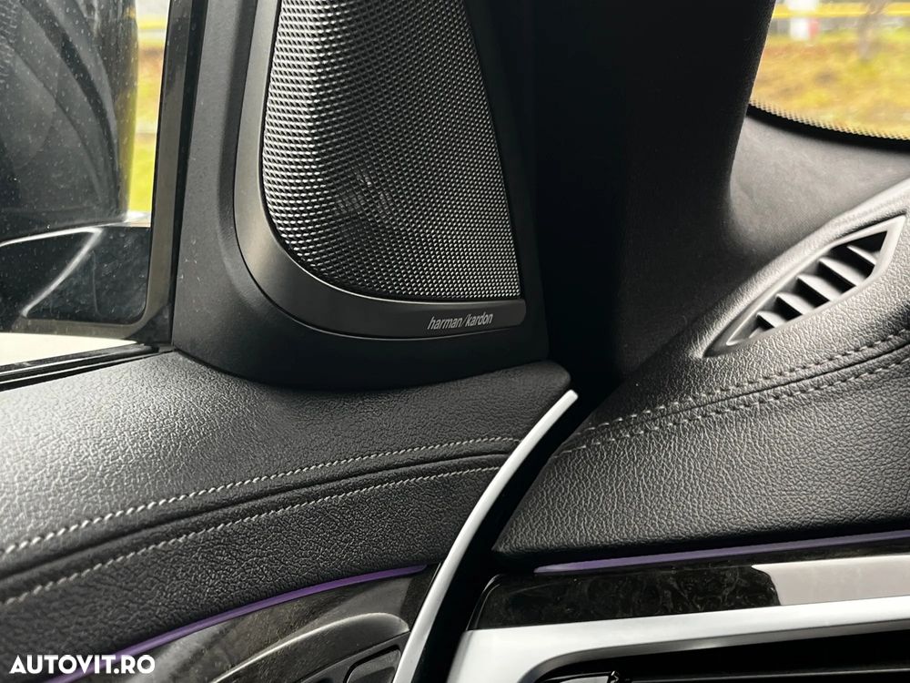 BMW Seria 5 520d xDrive AT MHEV - 24