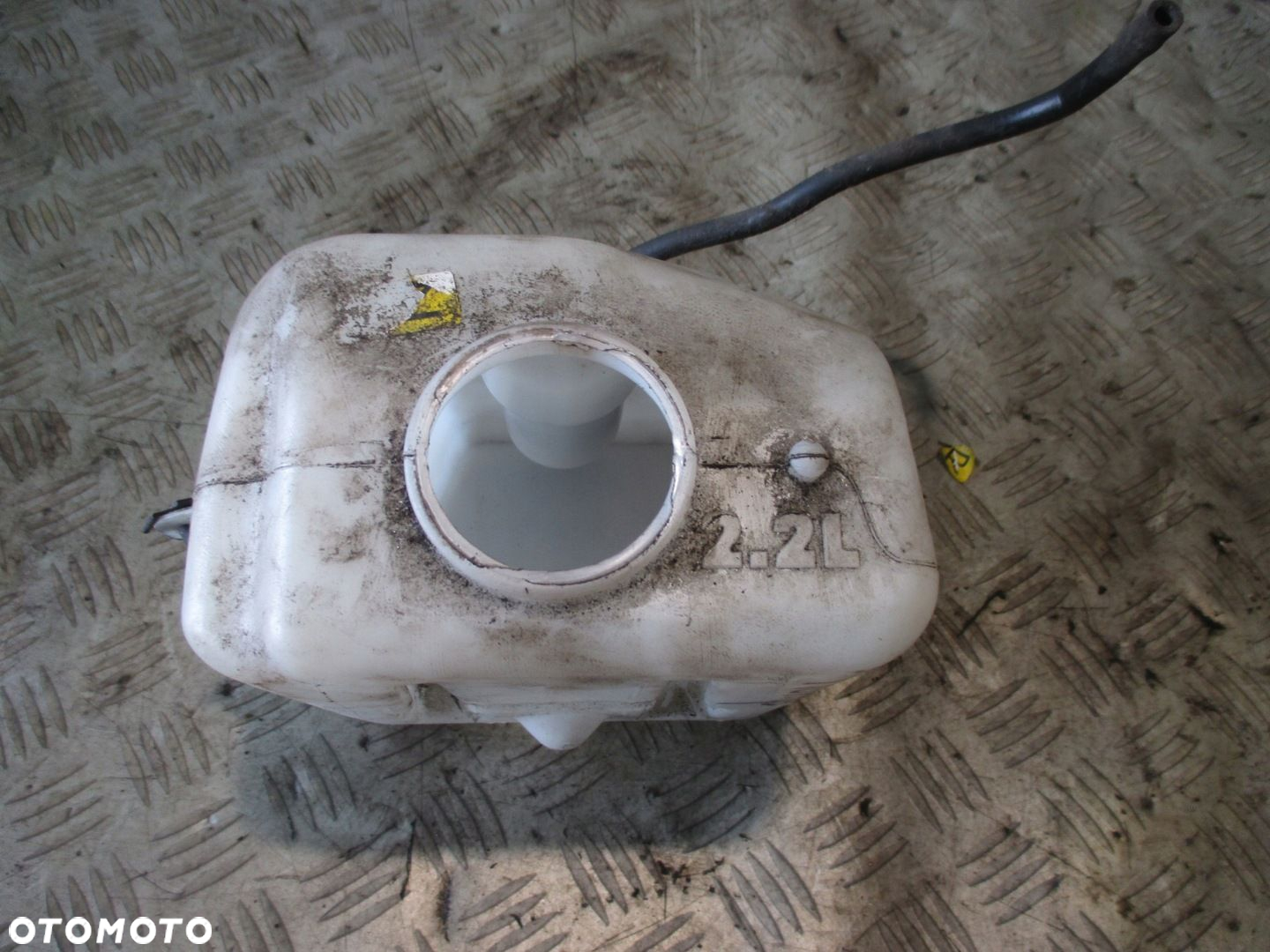 ZBIORNICZEK SPRYSKIWACZY  POMPKA OPEL TIGRA B - 4