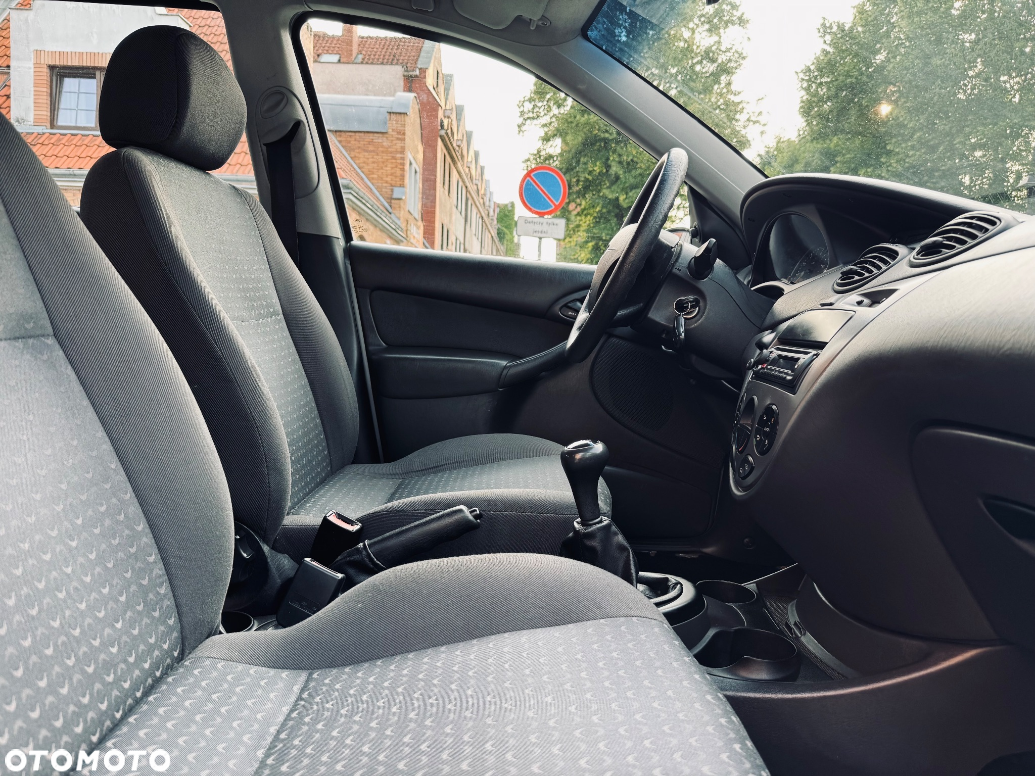 Ford Focus 1.8 Trend - 9