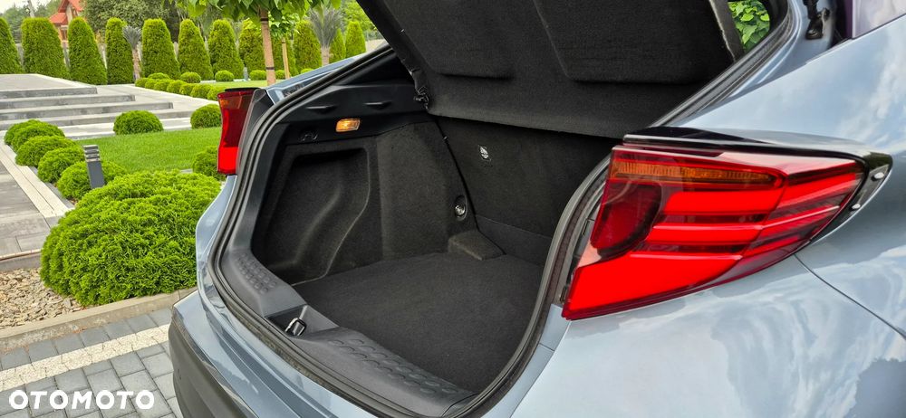 Toyota C-HR 1.8 Hybrid GPF GR Sport - 36