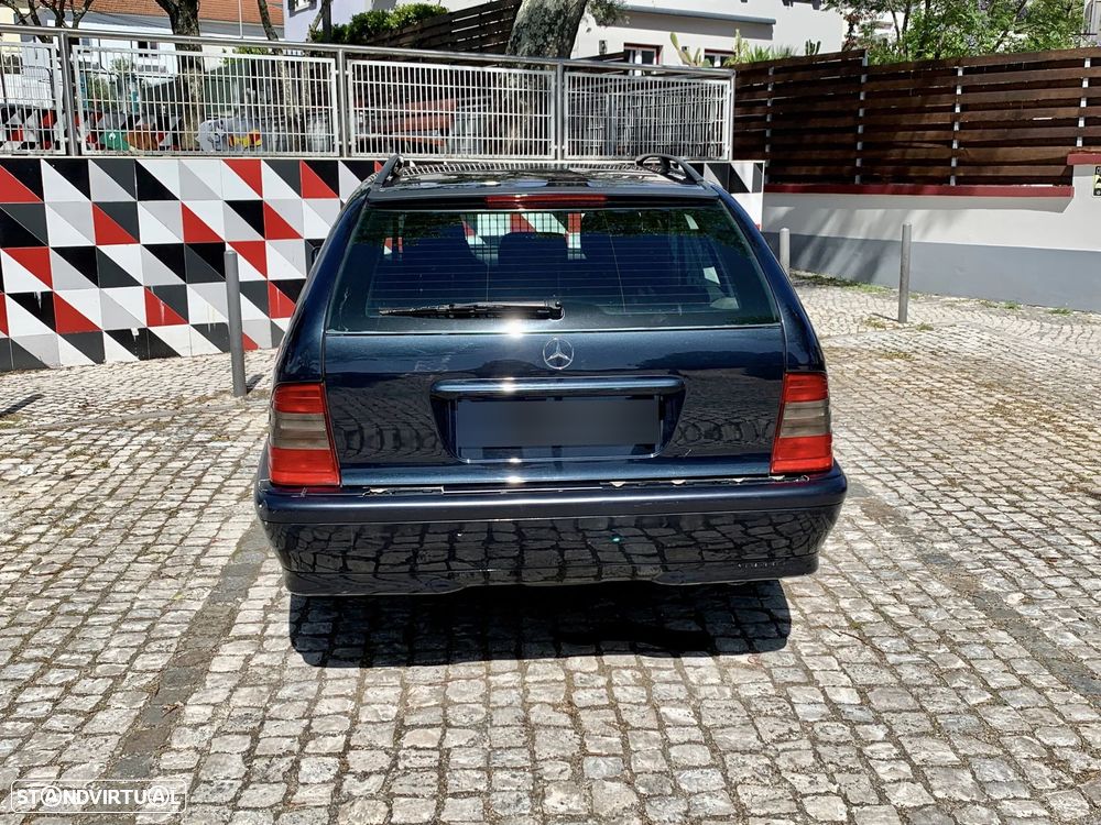 Mercedes-Benz C 180 Classic - 3