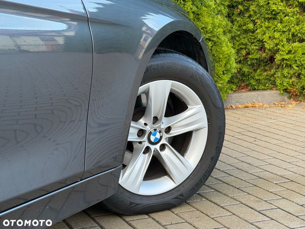 BMW Seria 3 - 28
