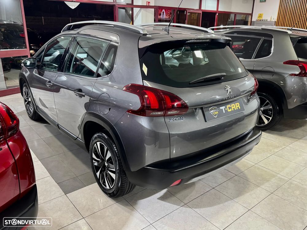 Peugeot 2008 1.2 PureTech Allure EAT6 - 7