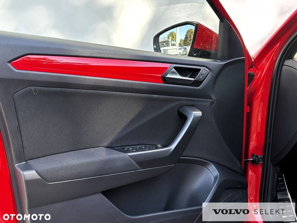 Volkswagen T-Roc - 17